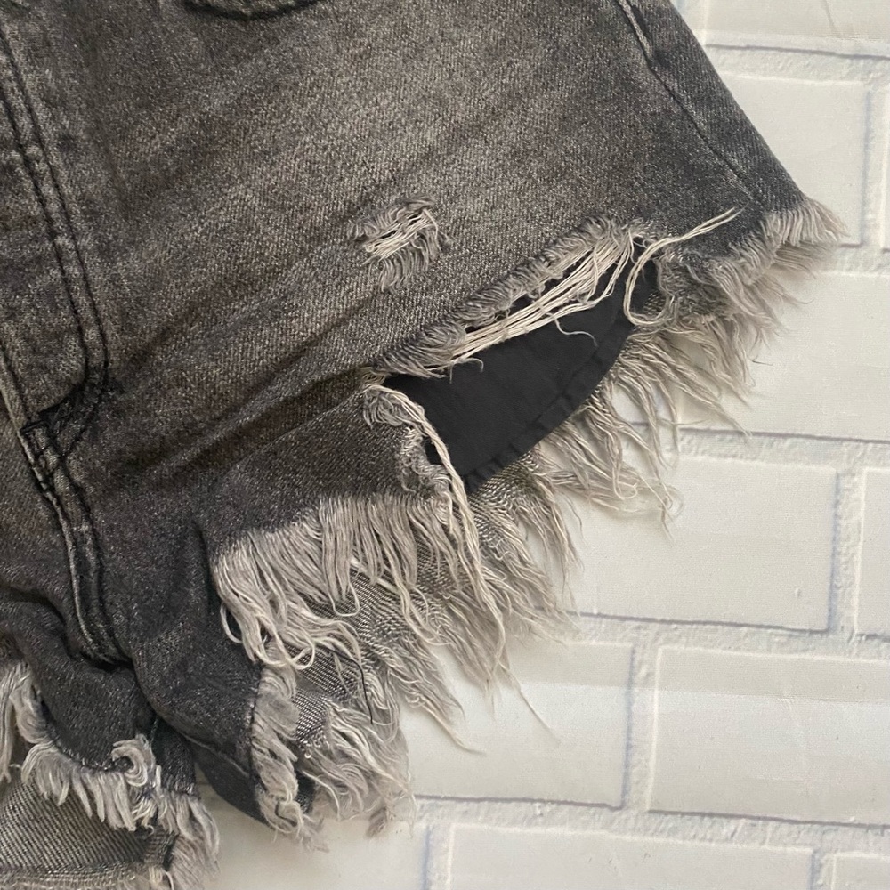 Free People We The Free Gray Faded Denim Cutoff Jean Shorts - Picture 3 of 8